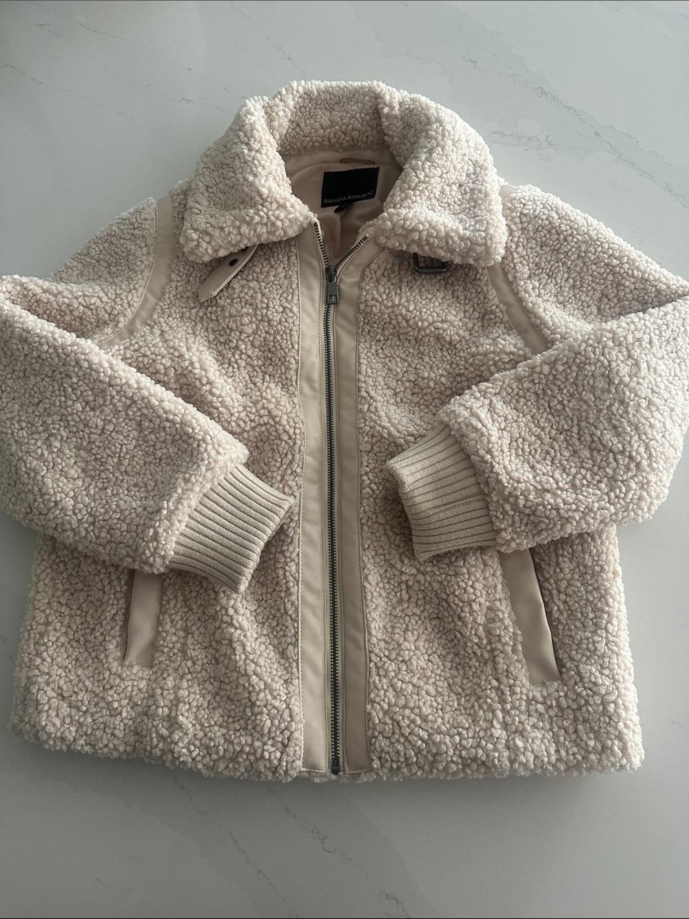 Banana Republic Sherpa Bomber Jacket oatmeal cream color size small petite